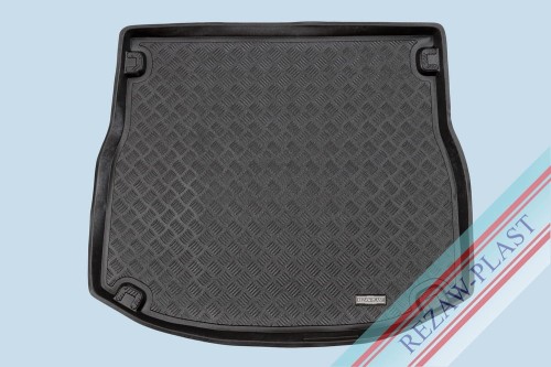 Trunk mat PE with rubber surface fits to: Volvo S40 II 2007 - 2012
