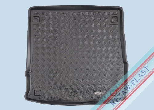 Trunk mat PE with rubber surface fits to: Alfa Romeo STELVIO 2016 -