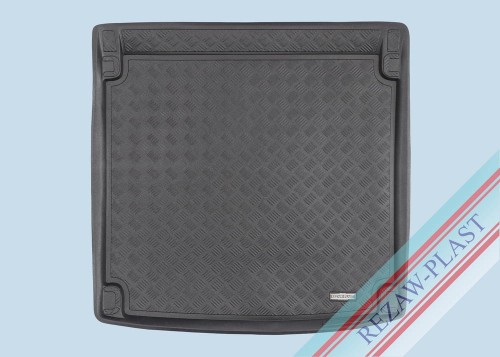 Trunk mat PE with rubber surface fits to: Audi Q8 2018 -