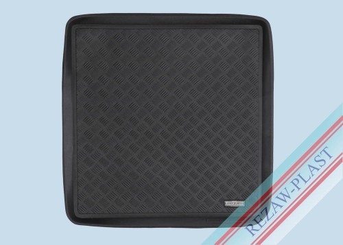 Trunk mat PE with rubber surface fits to: Uniwersalna 90x85 cm
