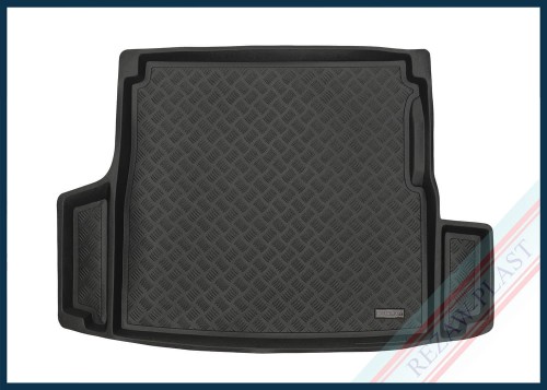 Trunk mat PE with rubber surface fits to: BMW 3 (G21) 2019 -