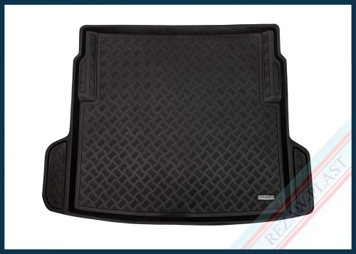 Trunk mat PE with rubber surface fits to: BMW i5 (G61) 2024 -