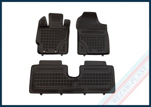 Dywaniki samochodowe TPE (gumowe) czarne pasują do: Toyota YARIS III 2011 - 2020