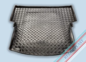 Trunk mat without non - slip fits to: Toyota YARIS III 2011 - 2020