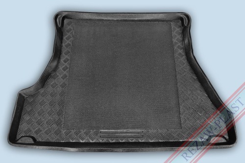 Trunk mat with non - slip fits to: Ford MONDEO MK I 1992 - 1996, MONDEO MK II 1996 - 2000
