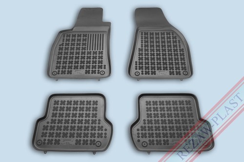 Dywaniki podłogowe czarne pasują do: Seat EXEO 2008 - 2013