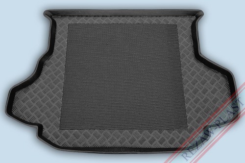 Trunk mat with non - slip fits to: Kia CARENS II 2002 - 2006