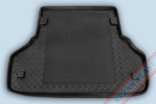 Trunk mat with non - slip fits to: Toyota AVENSIS I 1997 - 2003