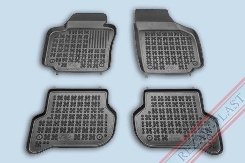 Floor mats black fit to: Skoda YETI 2009 - 2017, Volkswagen GOLF Plus 2005 - 2014