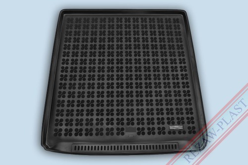 Dywanik bagażnika czarny pasuje do: Volkswagen PASSAT B8 2014 - 2023