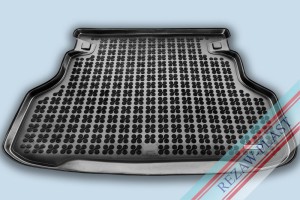 Trunk mat black fits to: Toyota AVENSIS II 2003 - 2009