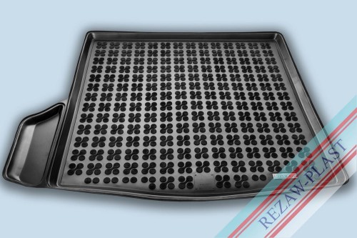 Trunk mat black fits to: Mazda 3 III 2013 - 2018