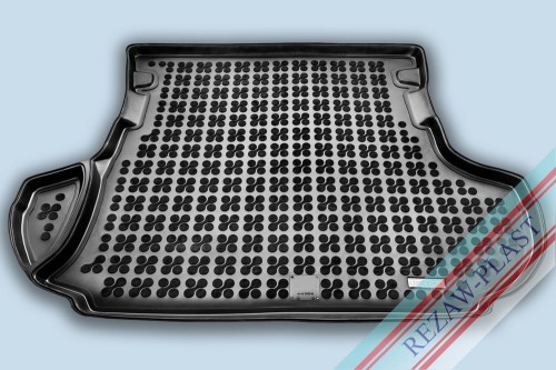 Trunk mat black fits to: Citroen C - CROSSER 2007 - 2012, Mitsubishi OUTLANDER II 2006 - 2013, Peugeot 4007 2008 - 2012