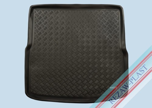 Trunk mat PE with rubber surface fits to: Volkswagen GOLF V, VI 2007 - 2013