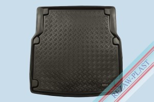 Mata bagażnika PE z gumową powłoką pasuje do: Mercedes W212 E - KLASA 2009 - 2016