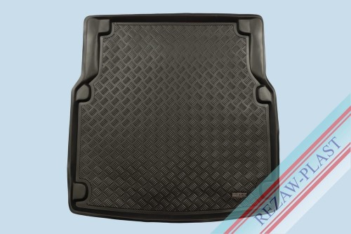 Trunk mat PE with rubber surface fits to: Mercedes W212 E - CLASS 2009 - 2016