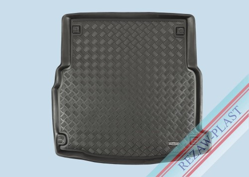 Trunk mat PE with rubber surface fits to: Mercedes W213 E - CLASS 2016 - 2023