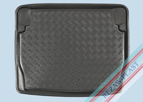 Trunk mat fits to: BMW 1 (F20) 2011 - 2015, 1 (F20 LCI) 2015 - 2019
