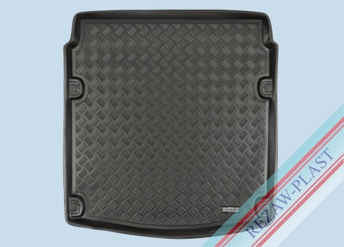 Trunk mat PE with rubber surface fits to: Audi A4 III B8 2007 - 2015, A5 I 2007 - 2016