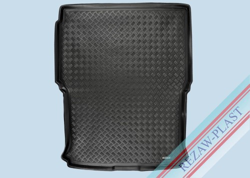 Trunk mat PE with rubber surface fits to: Citroen BERLINGO I 1996 - 2010, Peugeot PARTNER I 1997 - 2010