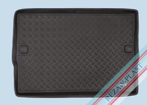 Trunk mat PE with rubber surface fits to: Citroen SPACETOURER 2016 -, Opel ZAFIRA LIFE 2019 -, Peugeot TRAVELLER 2016 - 2024, Toyota PROACE Verso II 2016 - 2024
