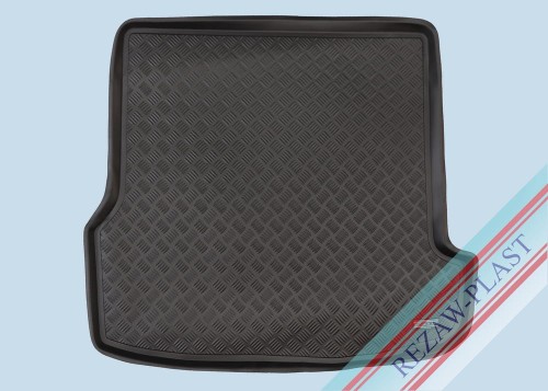 Trunk mat PE with rubber surface fits to: Volkswagen PASSAT B5 1996 - 2005