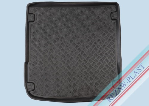 Trunk mat fits to: Audi A4 IV B9 2015 -