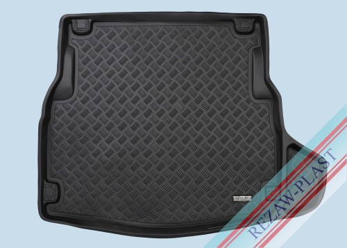 Mata bagażnika PE z gumową powłoką pasuje do: Mercedes W205 C - KLASA 2014 - 2021