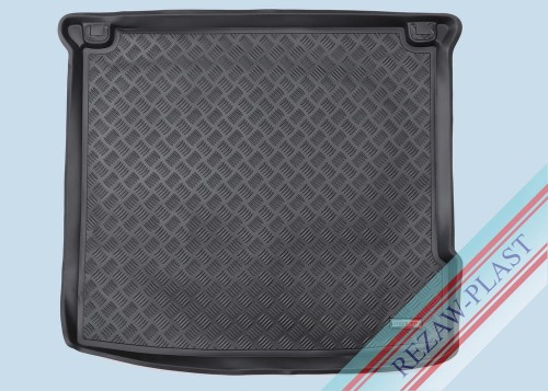 Trunk mat PE with rubber surface fits to: Mercedes W166 M - CLASS 2011 - 2015, GLE I W166 2015 - 2019