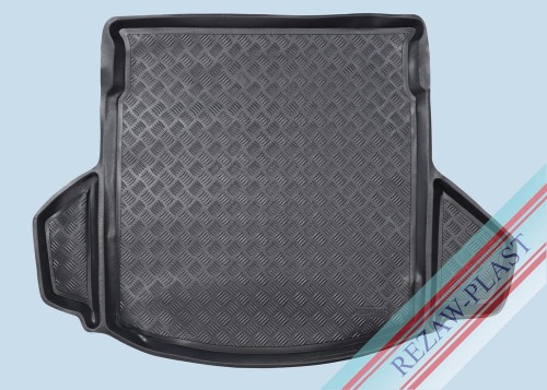Trunk mat fits to: Toyota AURIS II 2012 - 2018