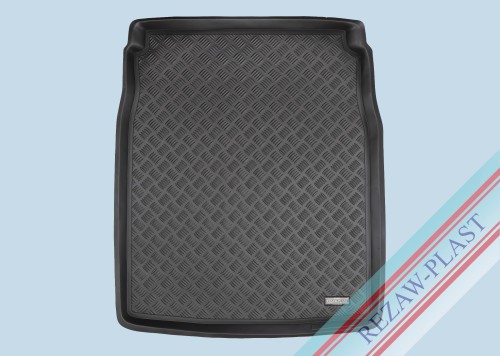 Trunk mat PE with rubber surface fits to: BMW 5 (E60) 2003 - 2010