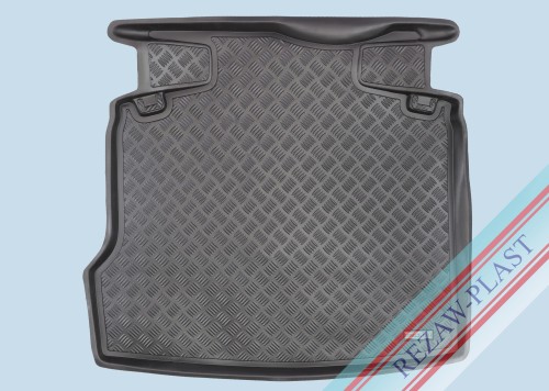 Trunk mat PE with rubber surface fits to: Opel VECTRA C 2002 - 2008