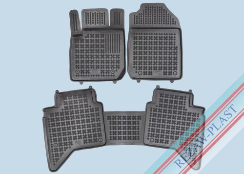 Floor mats black fit to: Isuzu D - MAX III 2020 - 
