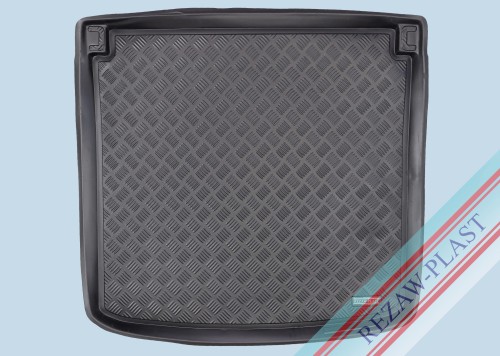 Trunk mat PE with rubber surface fits to: Skoda ENYAQ iV 2020 -